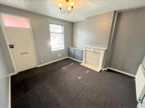 3 bed Terraced to rent Image 4