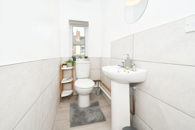 Upstairs bathroom