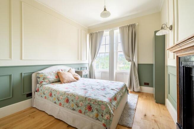 Second Floor Flat 1 Walcot Terrace BA1 6AB-4.jpg