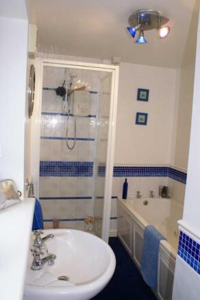 Photo 10