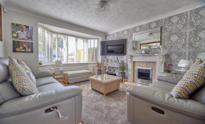 Lounge/ Dining room