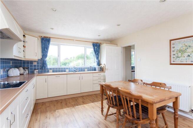 Kitchen/Breakfast Rm