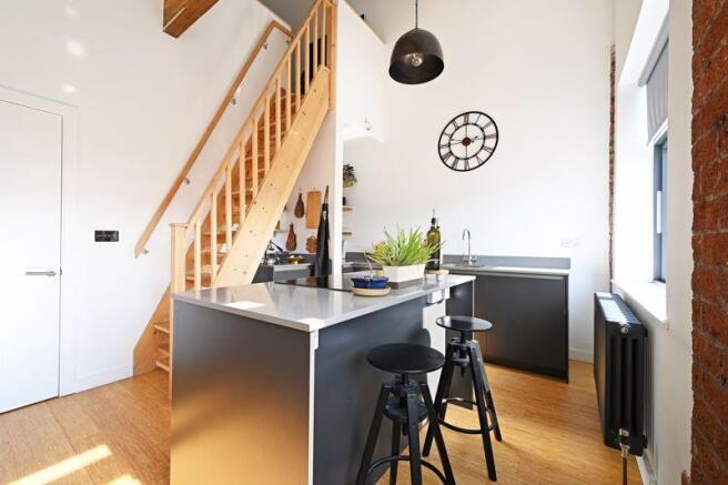 2 bed Duplex for sale Image 10