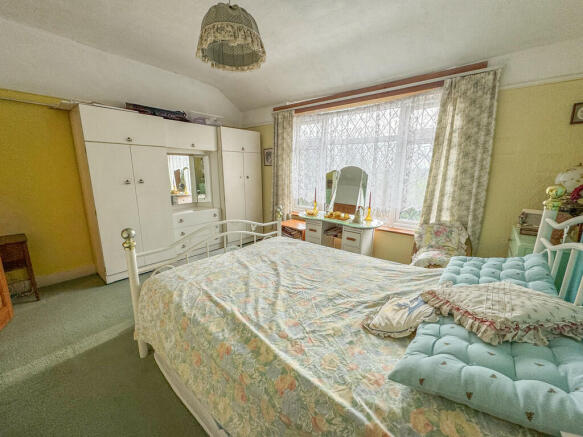 bed 1 1
