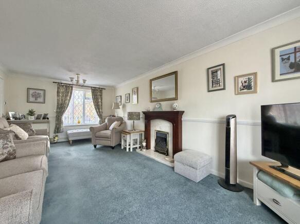 Oak Drive, Erdington, Birmingham B23 5DQ photo 4