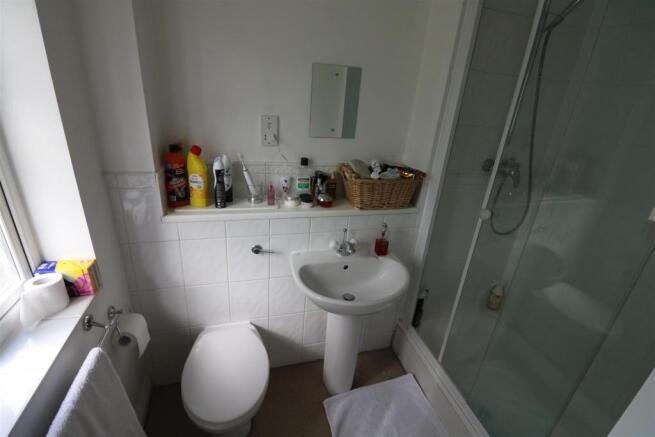 En-Suite Bathroom