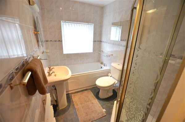 SHOWER ROOM.
