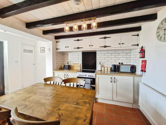 2 bed Cottage for sale Image 7