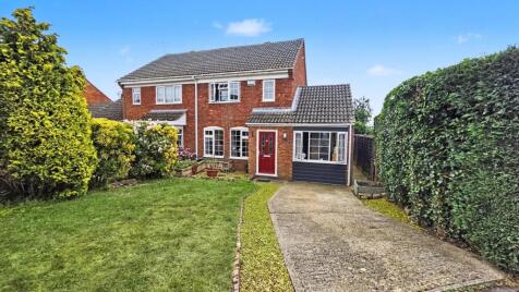 Falcon View, Greens Norton, Towcester