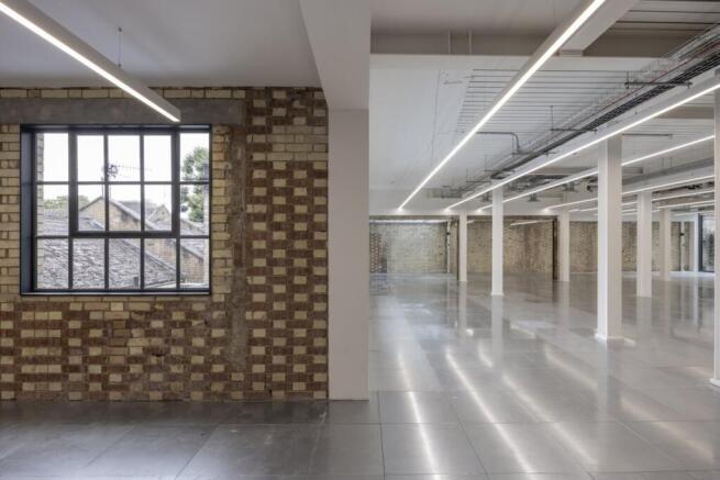 LowRes_Billy Bolton_HUT_Drill Hall_033.jpg