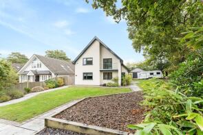 141, Clarendon Road, Broadstone BH18 9HU