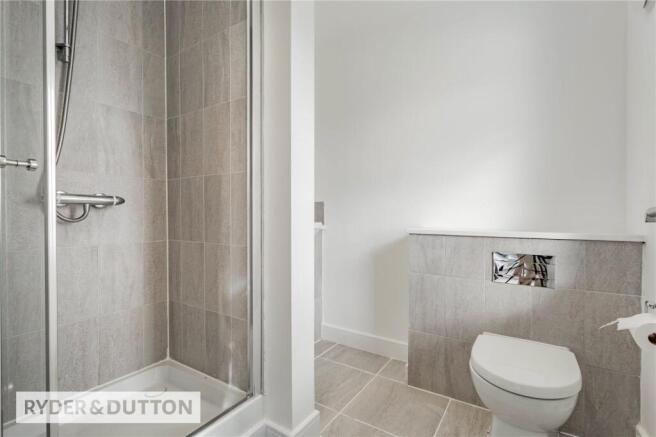 En-Suite To Bed 1