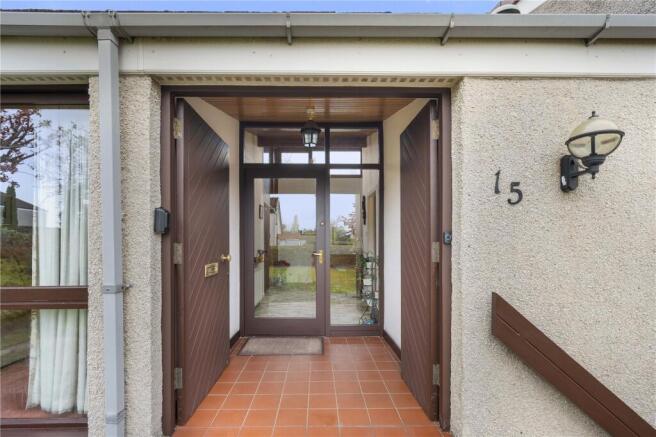 15 Burnbrae