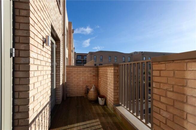 4 bed Terraced for sale Image 7