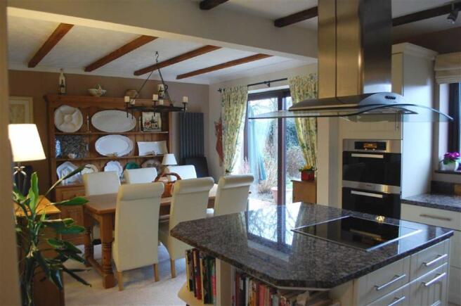 DINING KITCHEN