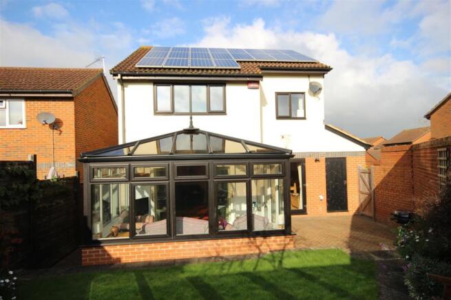 19 Langdale Road Rea