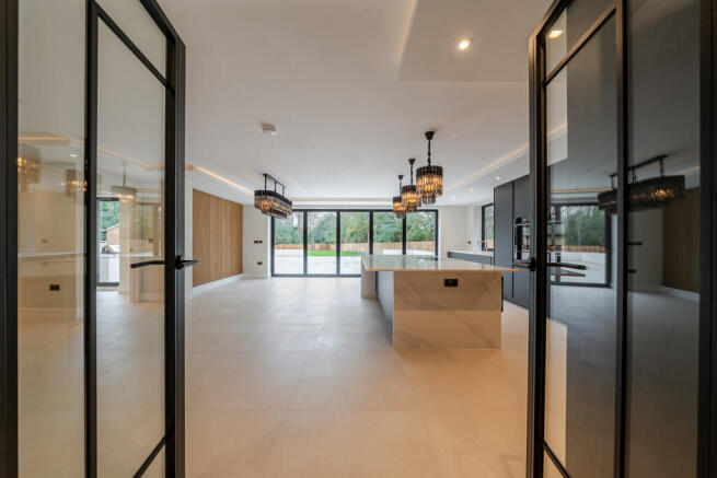 1417107-8-6995956...