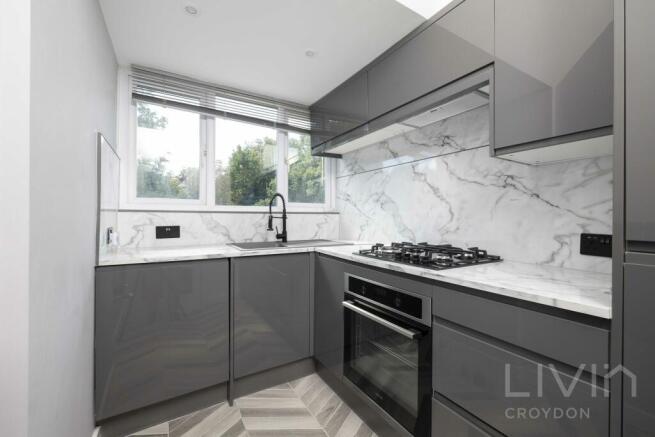Heathhurst Road-03