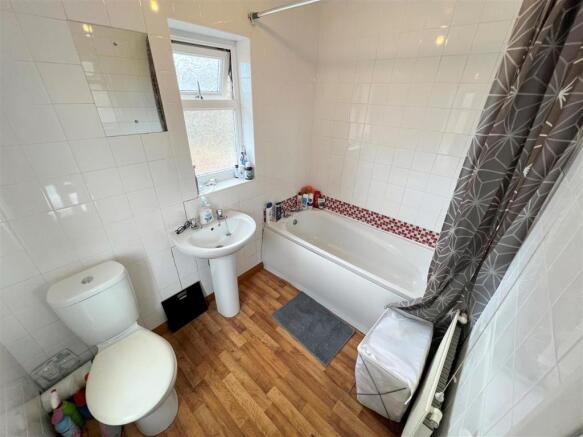 HOUSE BATHROOM