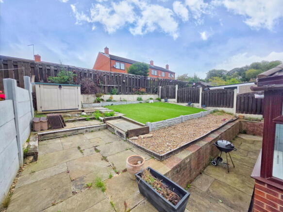 2 bed Semi-Detached Bungalow for sale Image 12