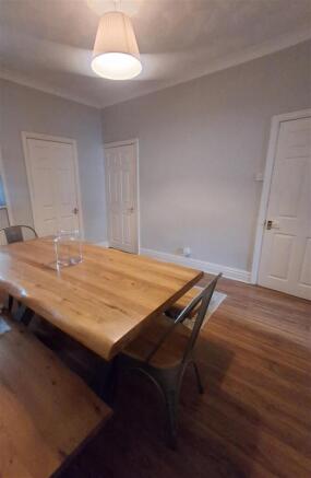 101 Willis Street Dining Room.jpg