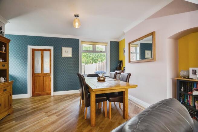 3 bed Semi-Detached for sale Image 7