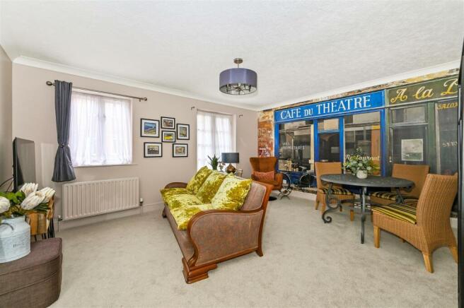 Living/Dining Room