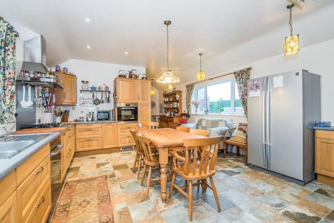 Kitchen/breakfast ro