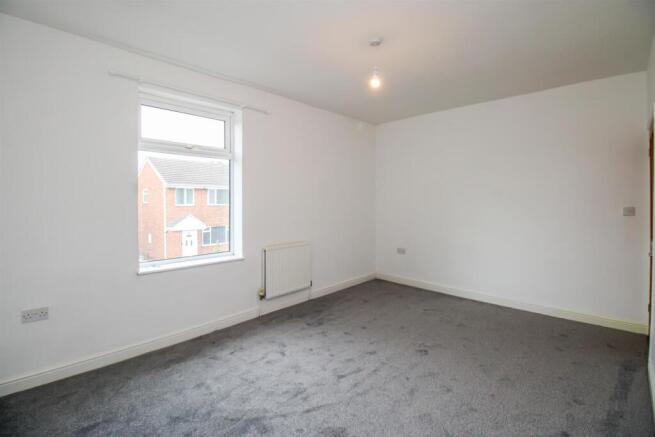 2 bed Terraced for sale Image 6