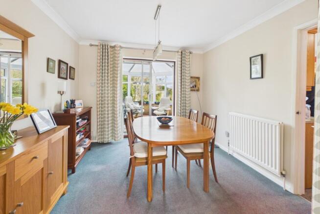 CAM02519G0-PR0392-STILL015