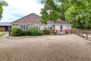Yaverland, Wootton Road, Lymington SO41 6FU