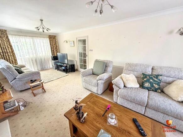 Lounge 2