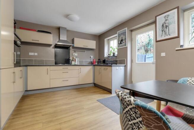 2- Rob Hammond EweMove Pontefract