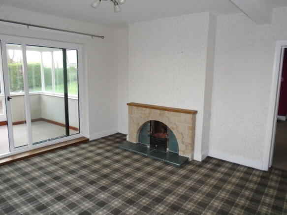 Living Room/Conse...