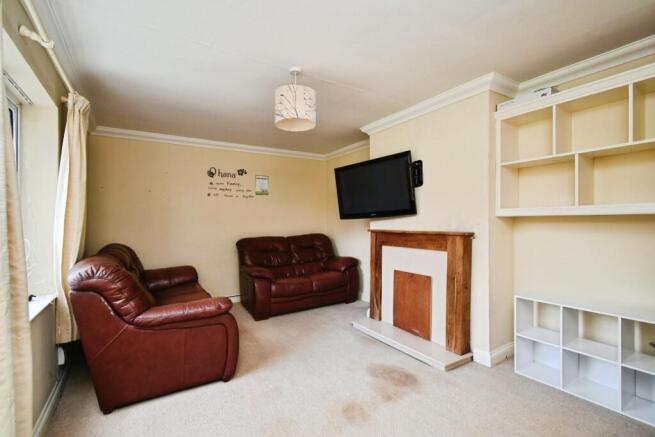 3 bed Terraced for sale Image 6