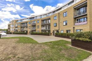 13, Smeaton Court, Hertford SG13 7AL