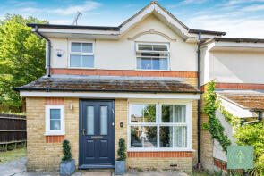77, Macleod Road, London N21 1SW