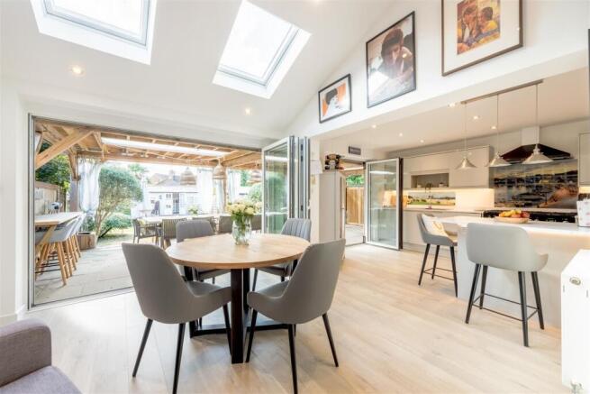 4 Gresham Place-2.jpg