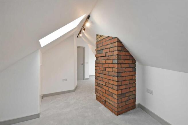 1 bed Apartment to rent Image 8