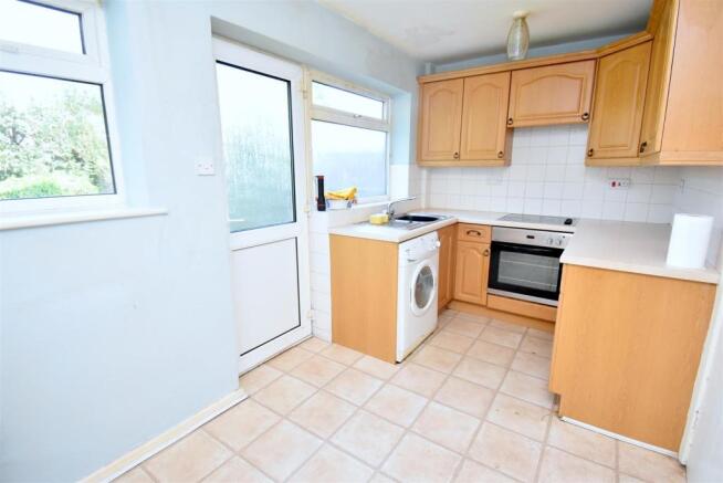 DINING KITCHEN.JPG