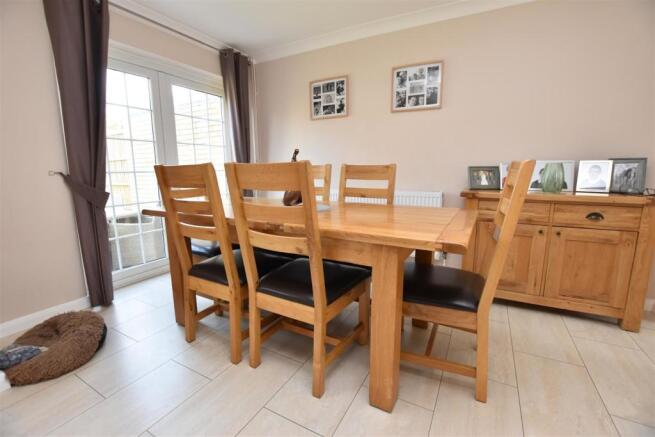 Dining Area.jpg