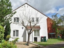 48, Oakapple Close, Broadfield, Crawley RH11 9QN