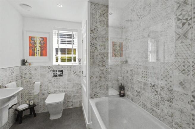 2 bed Apartment for sale Image 9