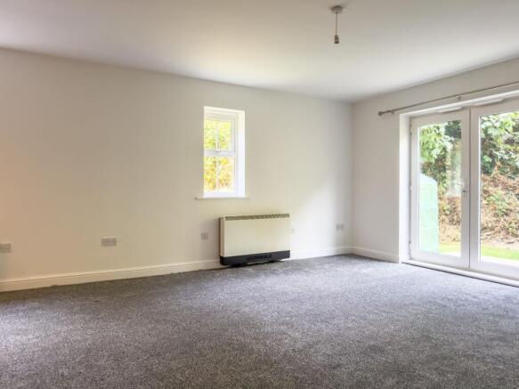 2 bed Apartment for sale Image 8