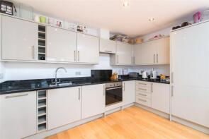 Flat 9, 12, Uxbridge Road, Kingston Upon Thames KT1 2LL