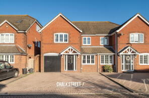 31, Spingate Close, Hornchurch RM12 6SW