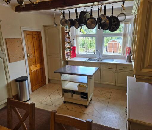 Photo 12