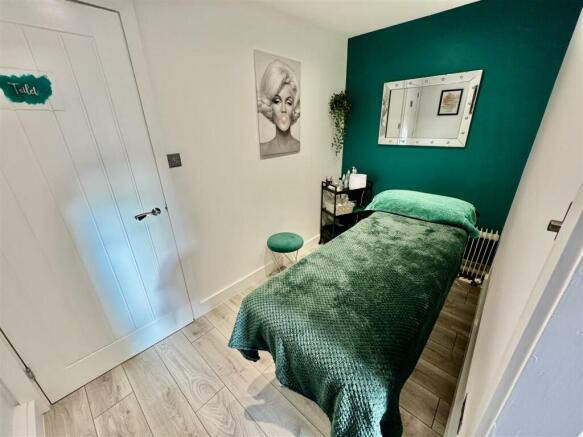TREATMENT ROOM