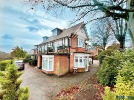 Flat 3, 38, Sandecotes Road, Poole BH14 8PA