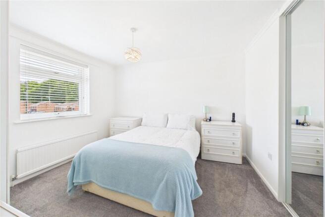 Larches Way, Crawley Down, Crawley, West Sussex, RH10 photo 4